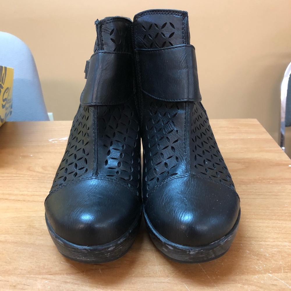 JBU booties.